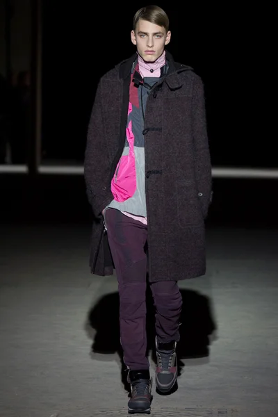 Look 5